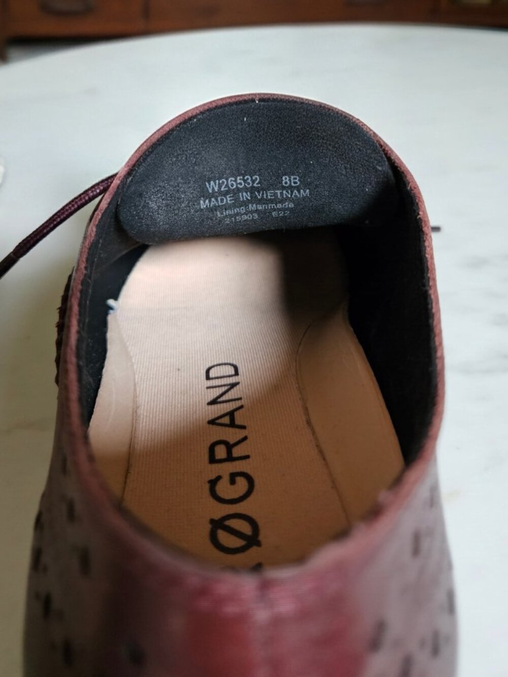 Cole Haan leather tie loafer. 8 - Picture 5 of 5